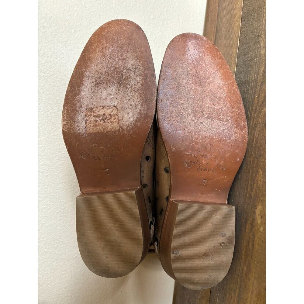 Musse & Cloud Coolise Women's Booties Brown 7 Laser Cut Embossed Leather - Picture 7 of 8